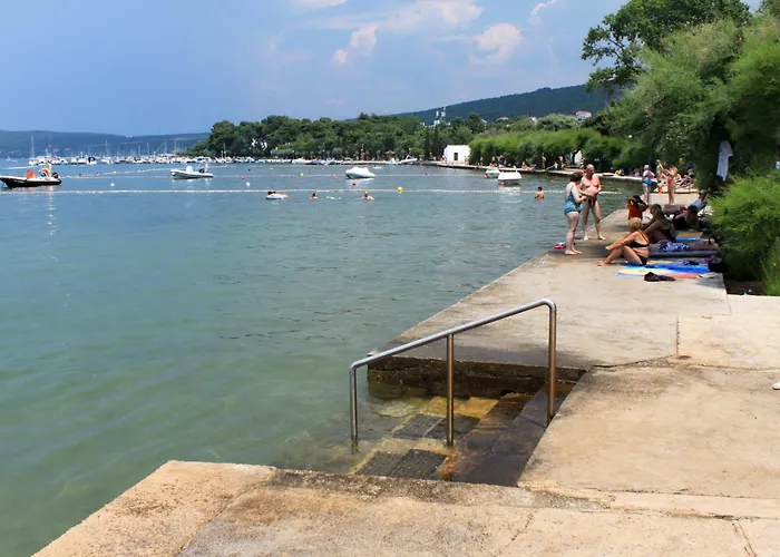 Apartman With Parking Space Punat, Krk - 24849 *